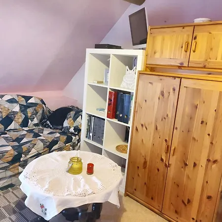 Cozy In - 40 Sqm With A Fenced Garden. Estinnes-au-Val