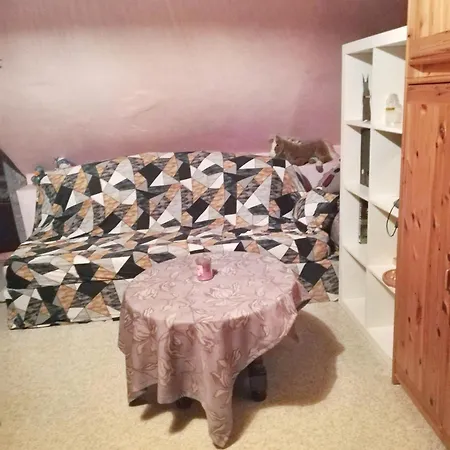 Apartment Cozy In - 40 Sqm With A Fenced Garden. *