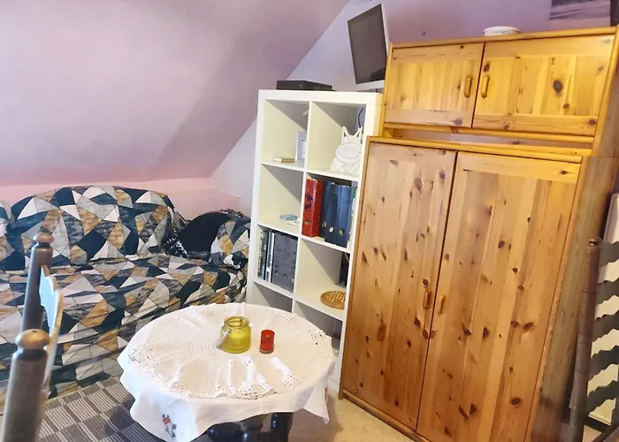 Cozy In - 40 Sqm With A Fenced Garden. Estinnes-au-Val